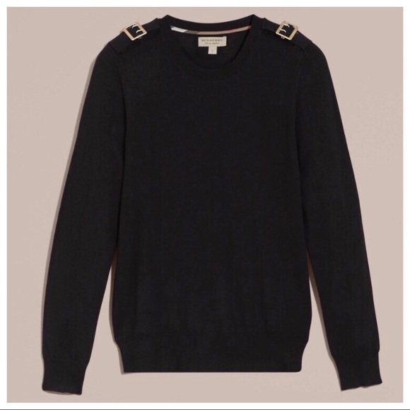 Burberry Buckle Detail Merino Wool Sweater - Picture 8 of 9